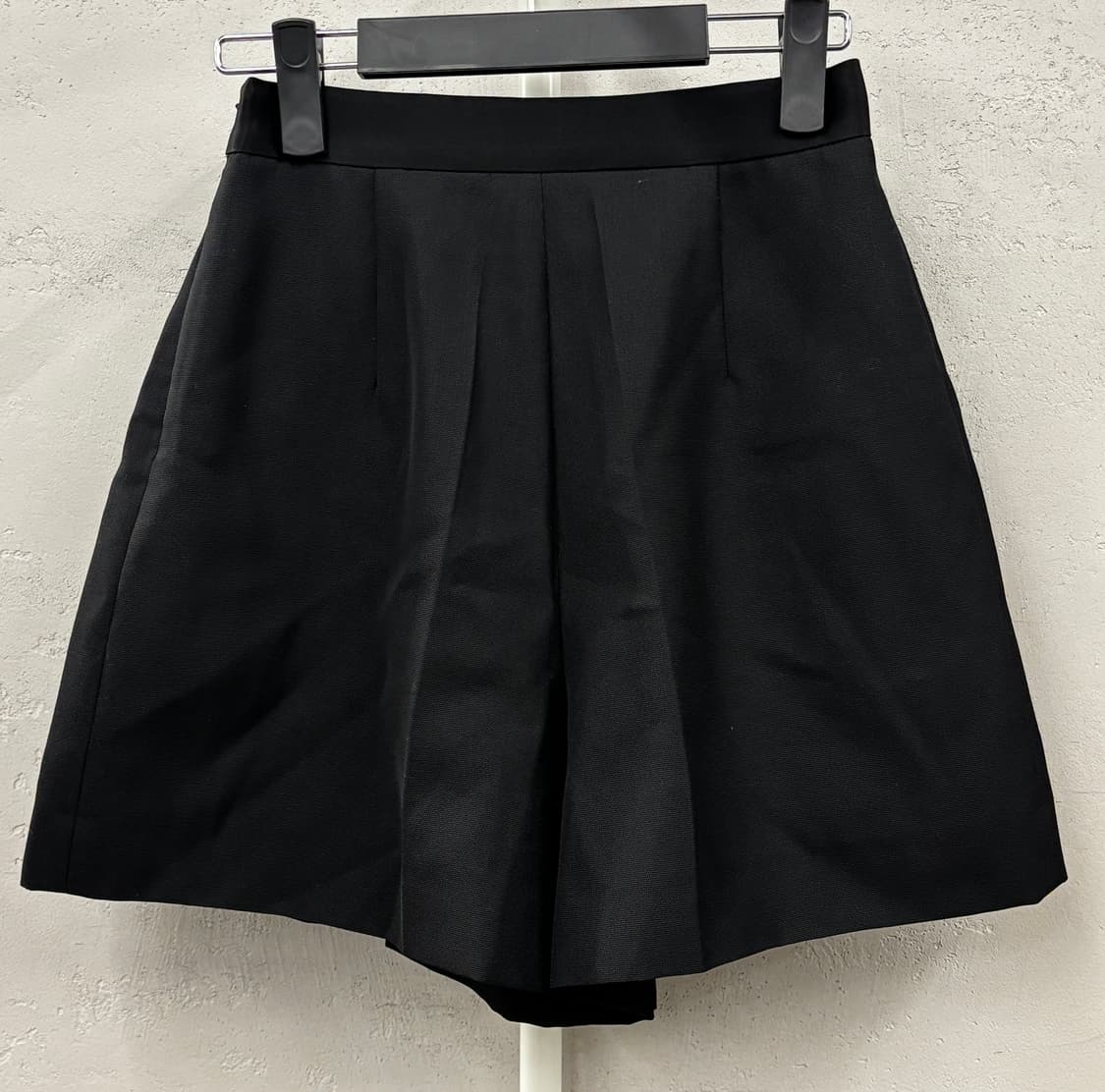 산드로 Sandro 핀턱 반바지 43 새상품 상품이미지1