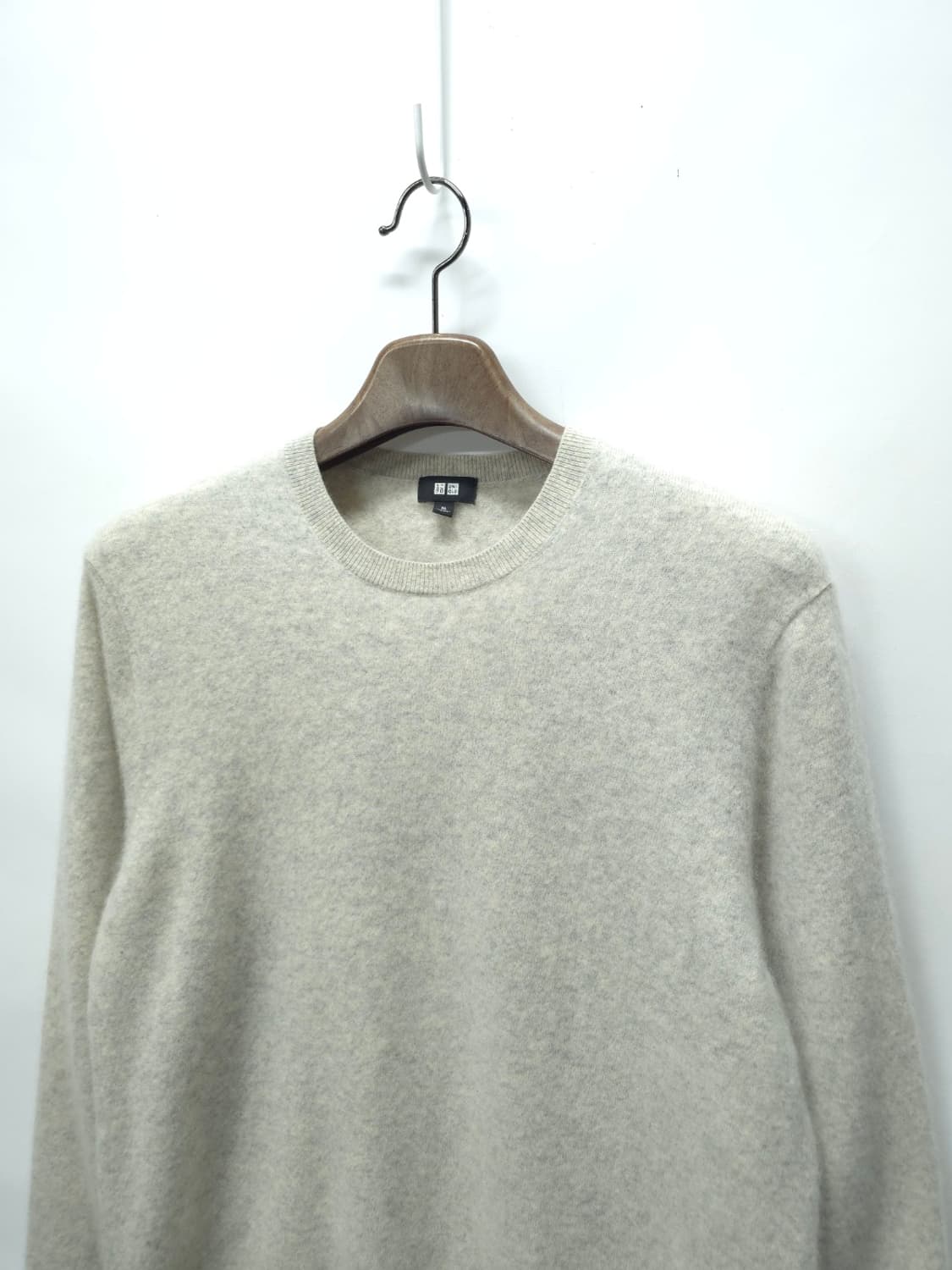 유니클로 남성 캐시미어 100% 크루넥 스웨터 니트(105) 상품이미지2