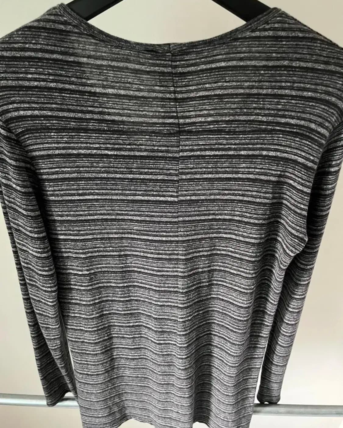 THE VIRIDI ANNE LONG SLEEVE 상품이미지7