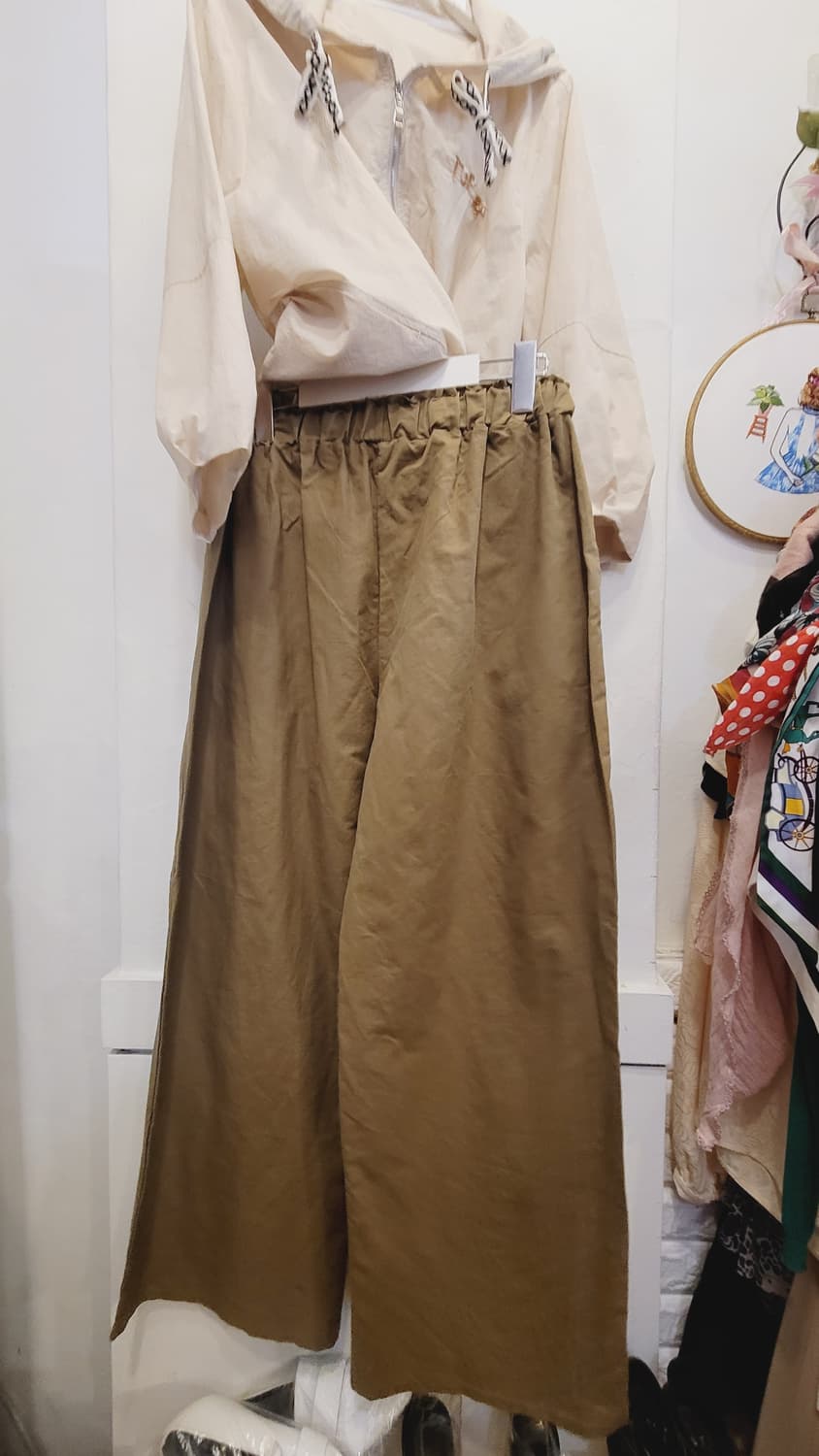 고퀄바스락 홑겹 후드집업. 카키브라운 와이드팬츠 상품이미지9