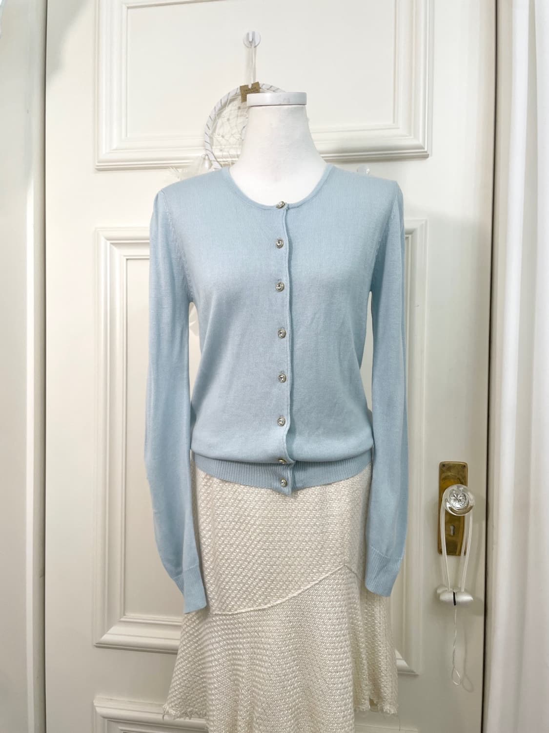 indiblue cubic button puff sleeve cardig 상품이미지1