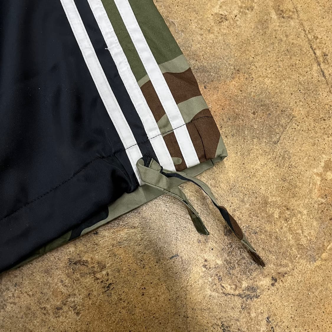 [정품/S] 아디다스 블랙 카모 밀리터리 조거 카고 트랙 팬츠  상품이미지6