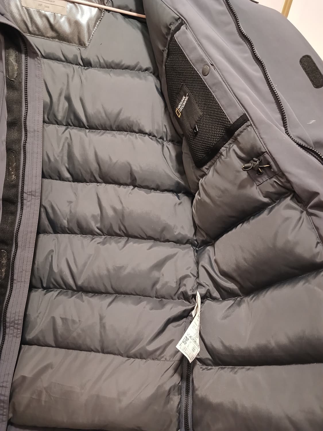 내셔널지오그래픽 정품 남성 패딩 점퍼 100 (L) 사이즈 상품이미지4