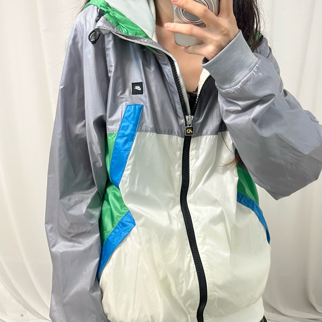 Nike green Windrunner windbreaker 상품이미지3