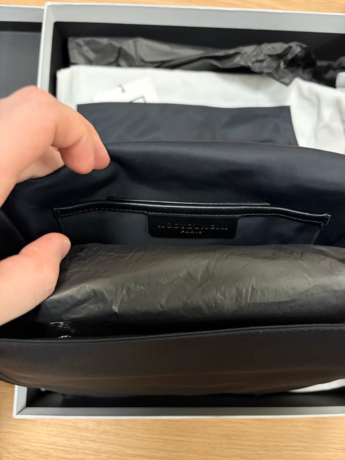 우영미 나일론 크로스바디 백 블랙 상품이미지5