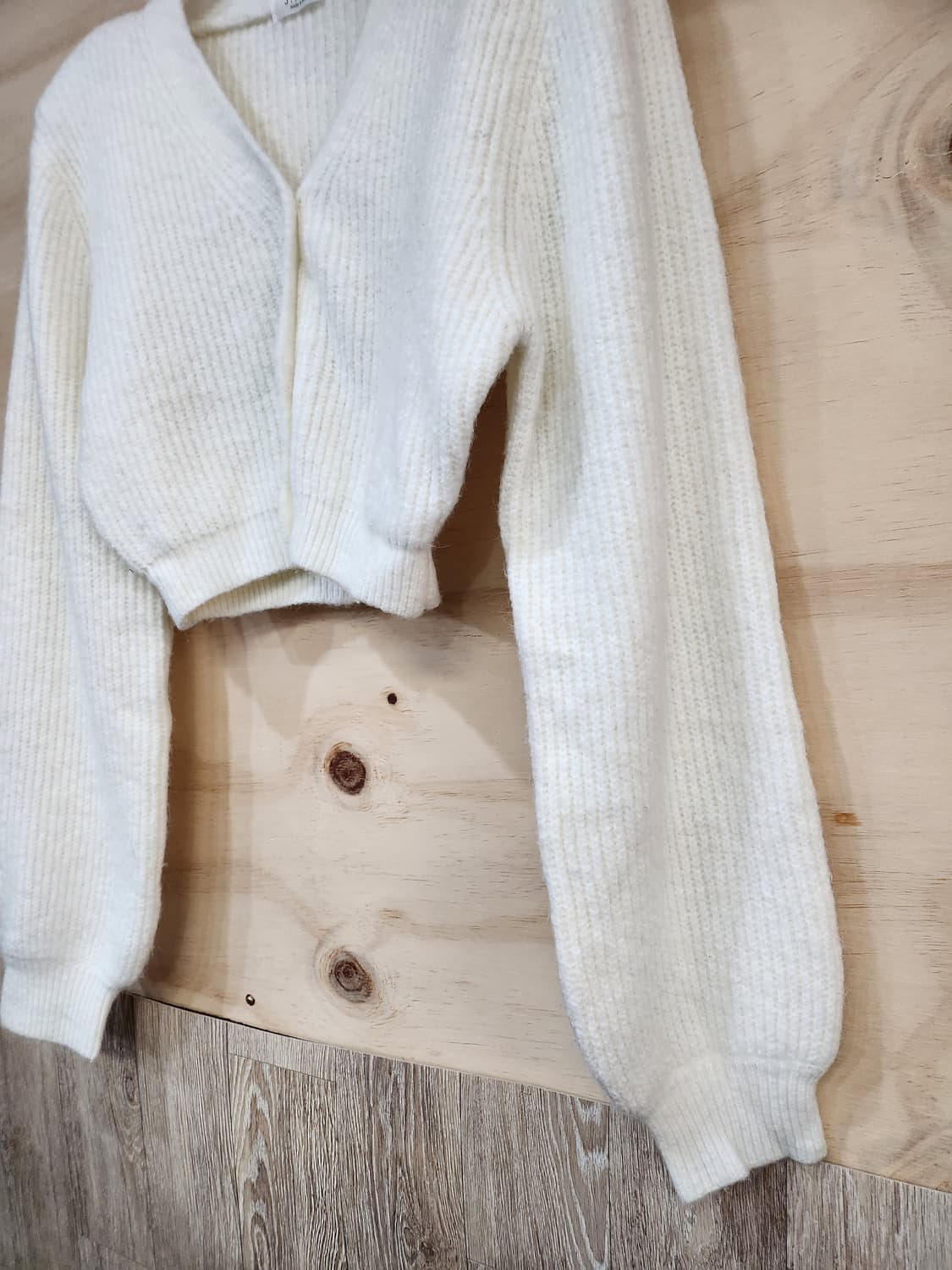 559) 여성 어깨패드 크롭 가디건 상품이미지4