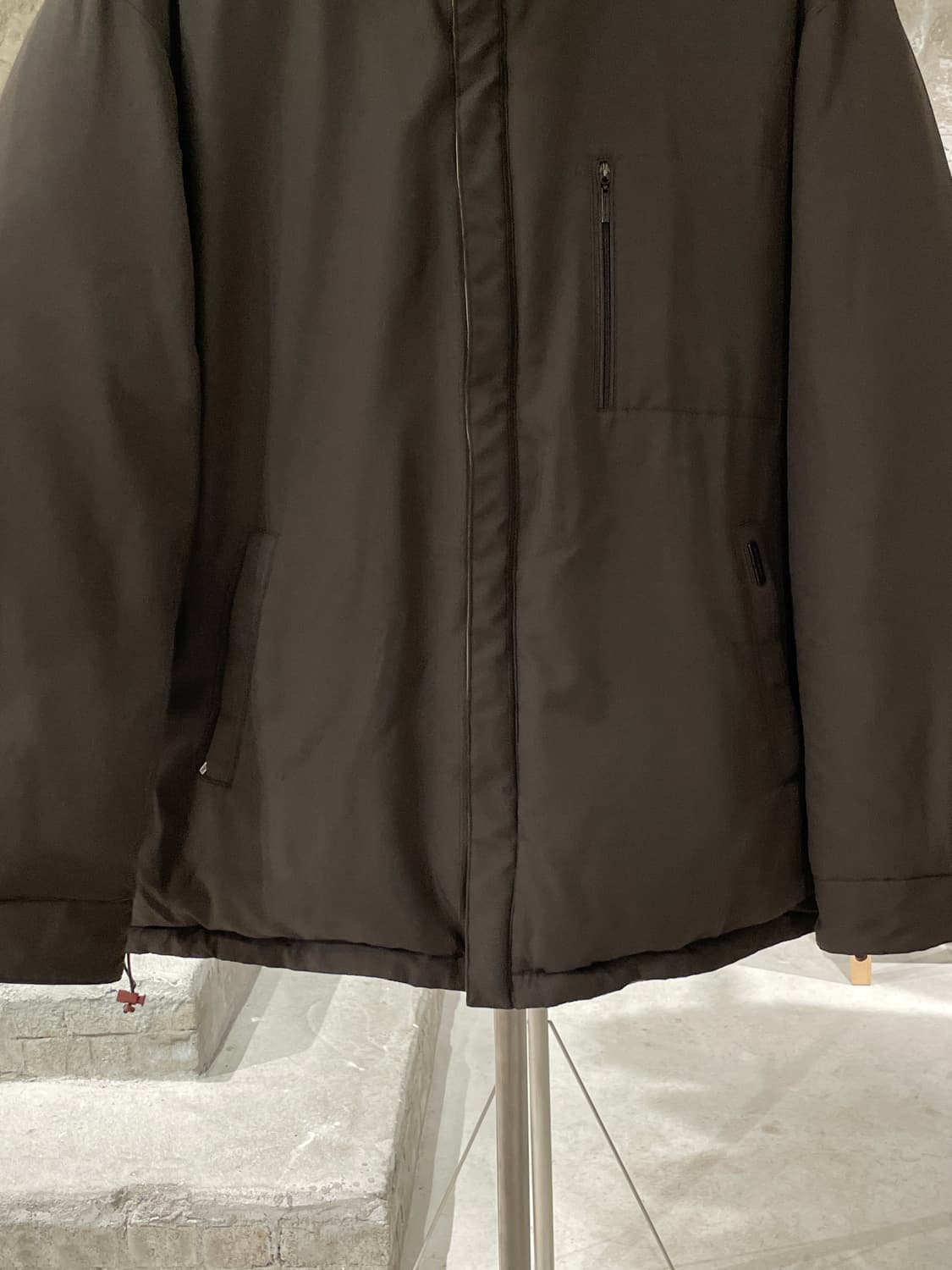 이브 생로랑 뿌르 옴므 마룬 앤 베이지 리버시블 덕 다운 푸퍼 상품이미지3