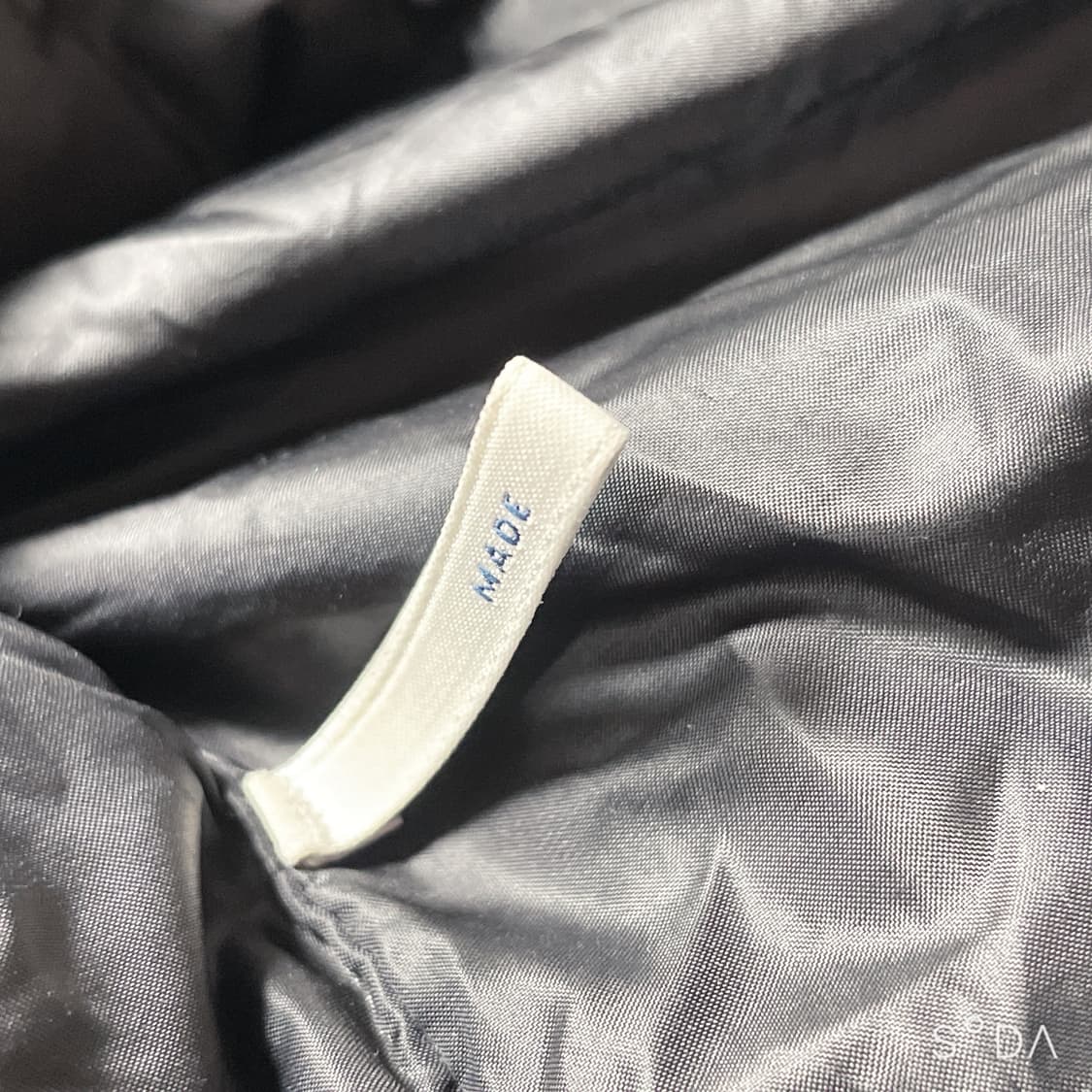 몽클레어 여성 경량 롱패딩 블랙 1사이즈(정) 상품이미지4