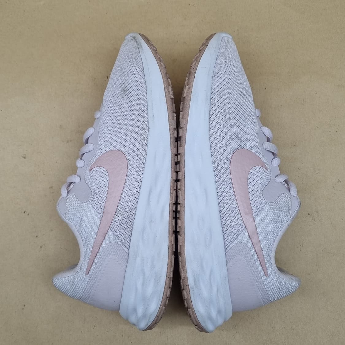 나이키 레볼루션6 여성런닝화230  상품이미지5