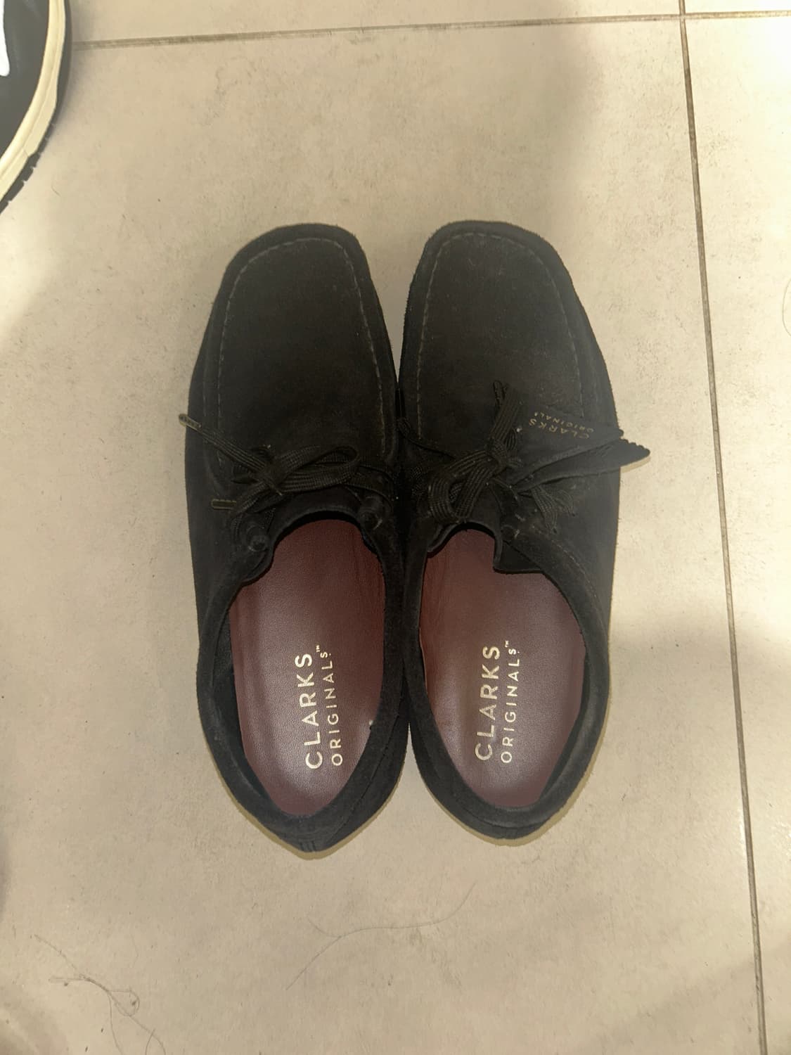 클락스 왈라비 블랙 스웨이드 uk8 상품이미지1