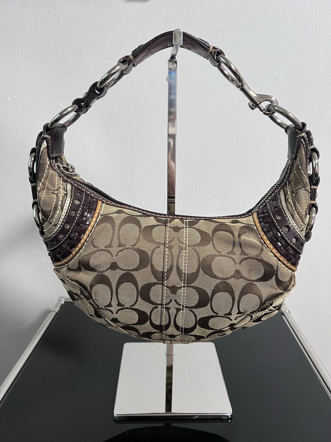 코치 Y2K 시그니처 숄더백 상품이미지4