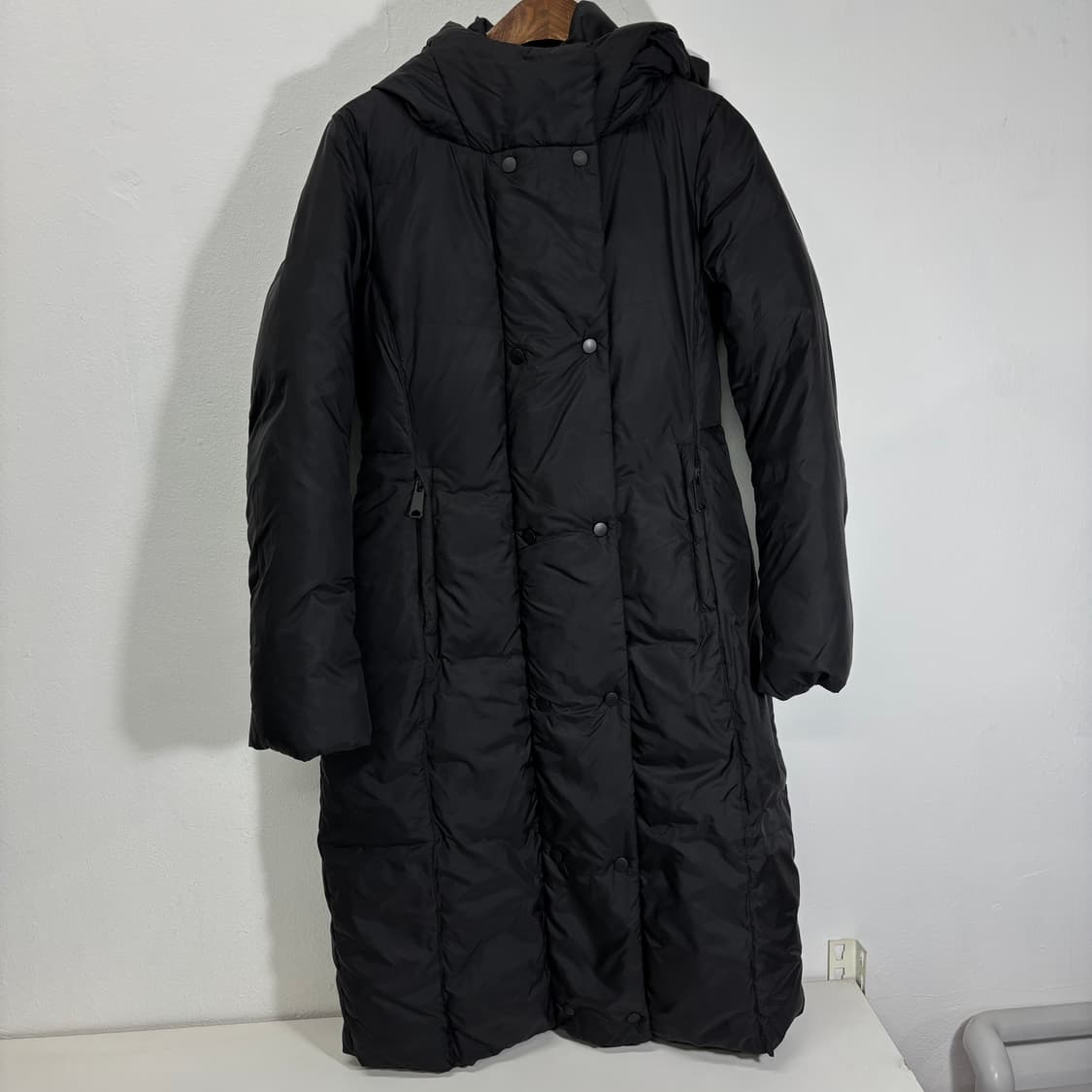 우먼S 자라우먼 블랙 허리스트링 A라인 투웨이 후드롱패딩 상품이미지1