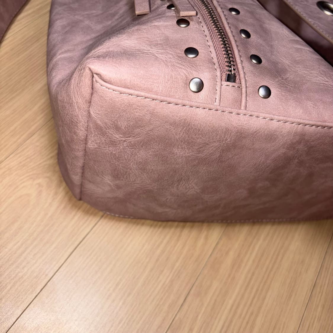 1회착용) 일리고 리프 아일렛 빅 숄더백 핑크 상품이미지7