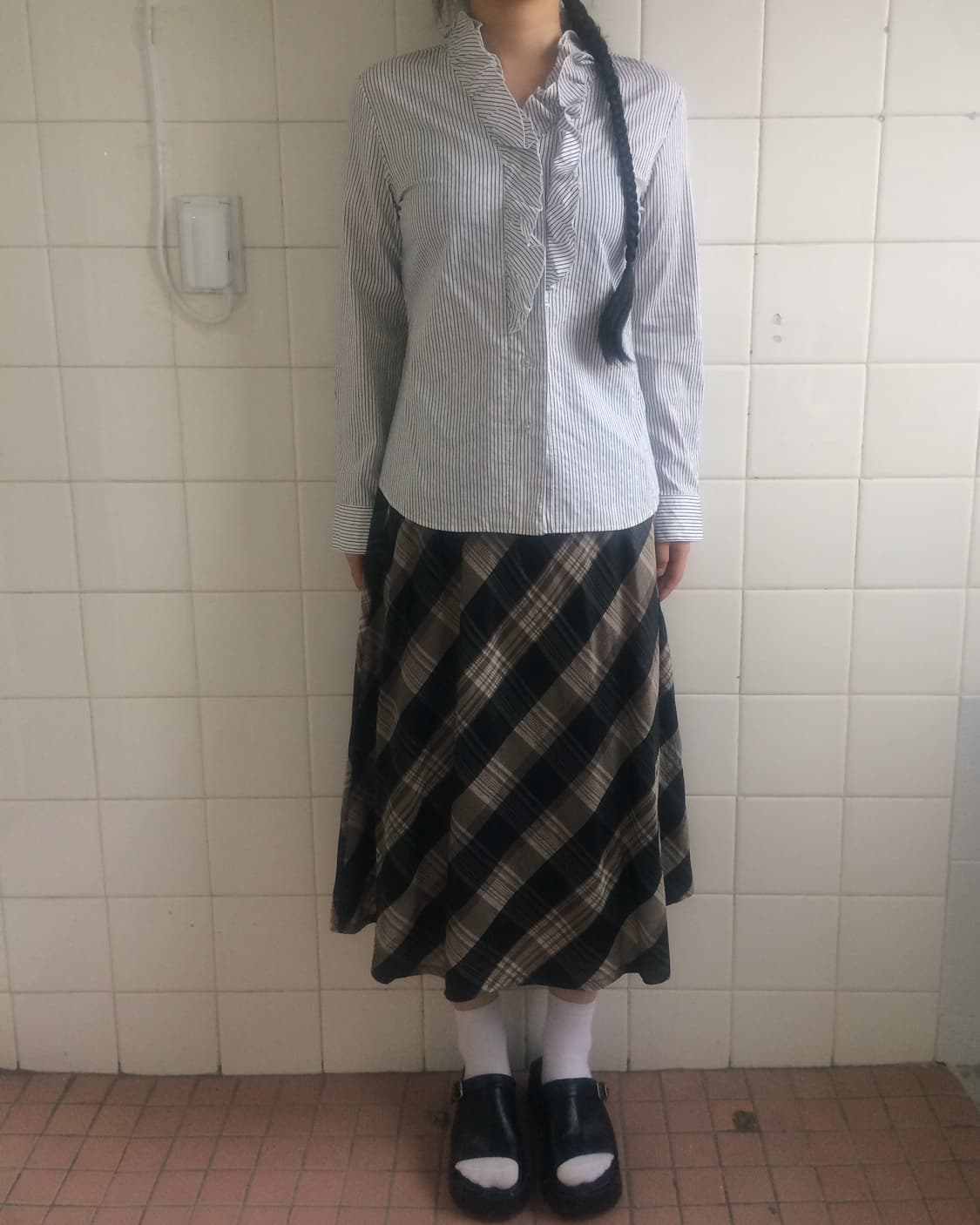 Ruffle stripe pattern shirt 상품이미지1