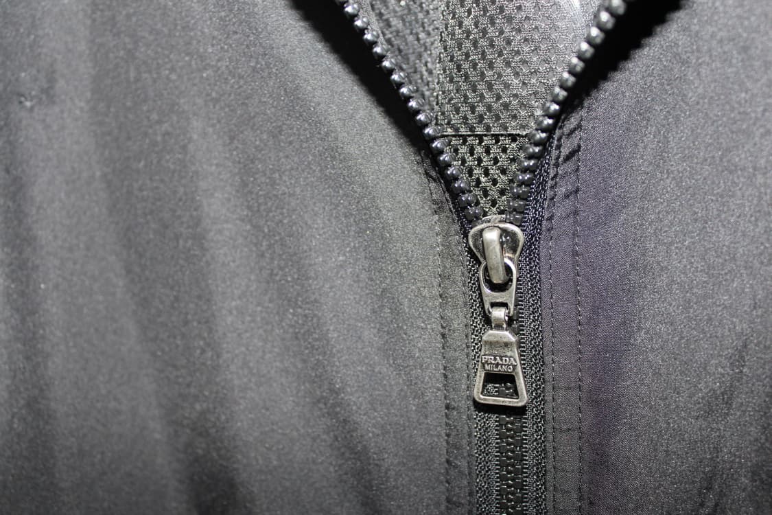 2000s PRADA 프라다 테크니컬 나일론 쉘 자켓 상품이미지4