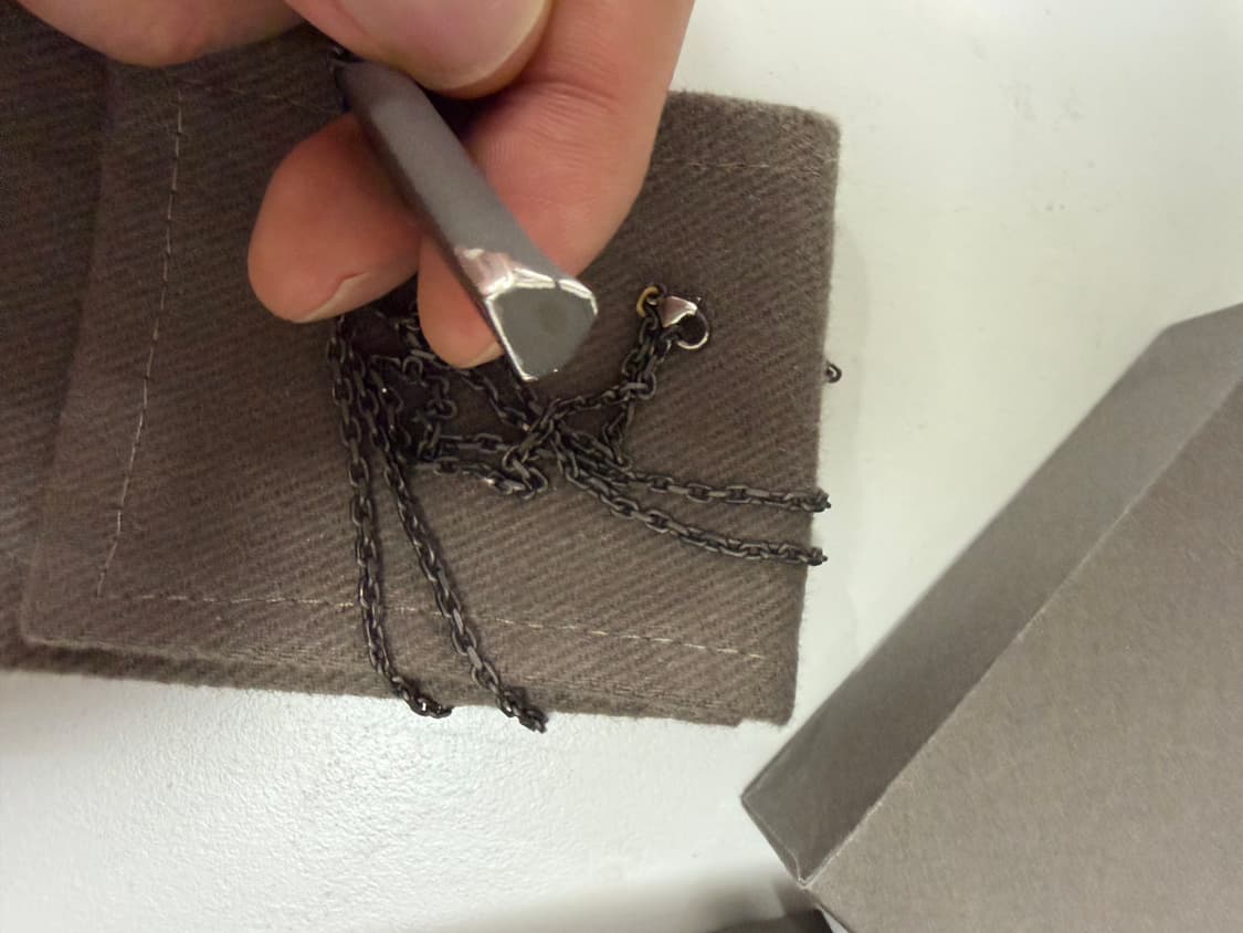 릭 오웬스 사르코파구스 참 목걸이 상품이미지3