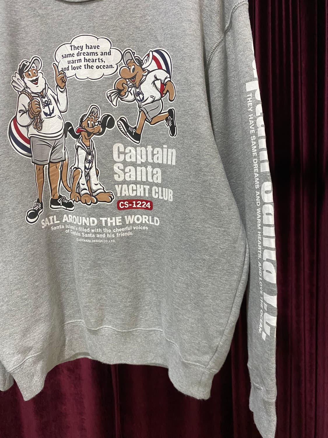 CAPTAIN SANTA YACHT CLUB sweatshirt 상품이미지4