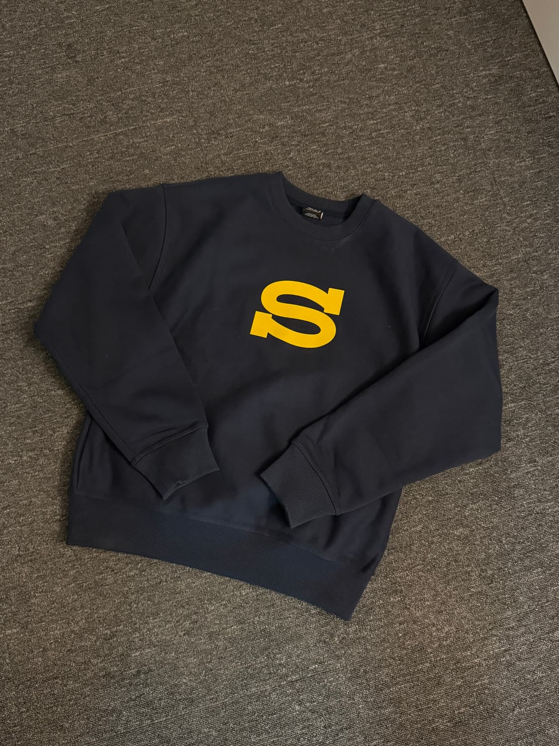 스투시 맨투맨 M 상품이미지1