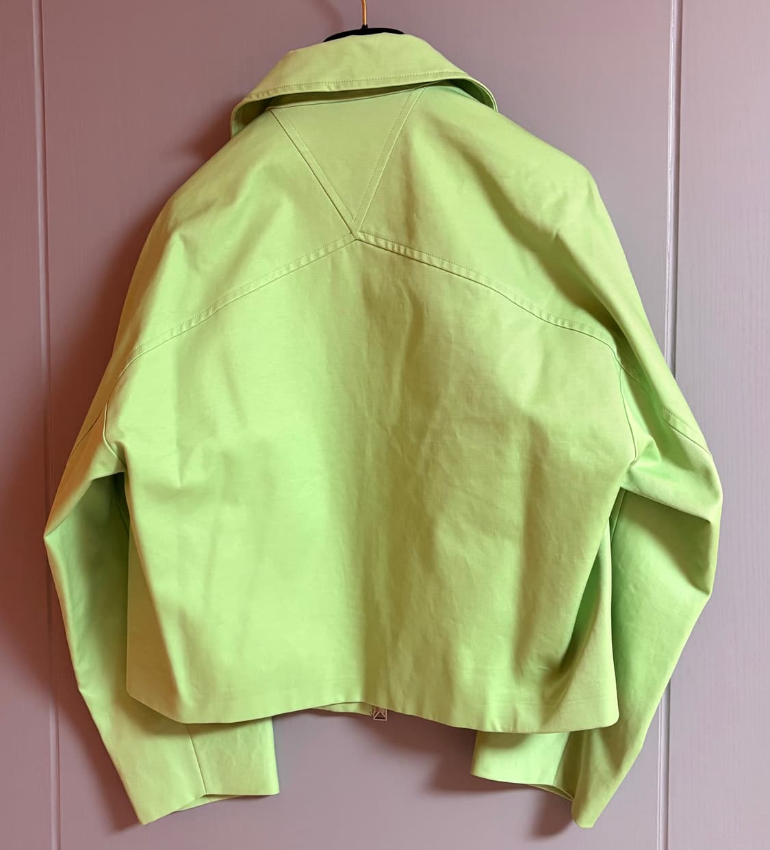 보테가베네타 코튼 트윌자켓 연두색 (36사이즈) 판매합니다. 상품이미지2