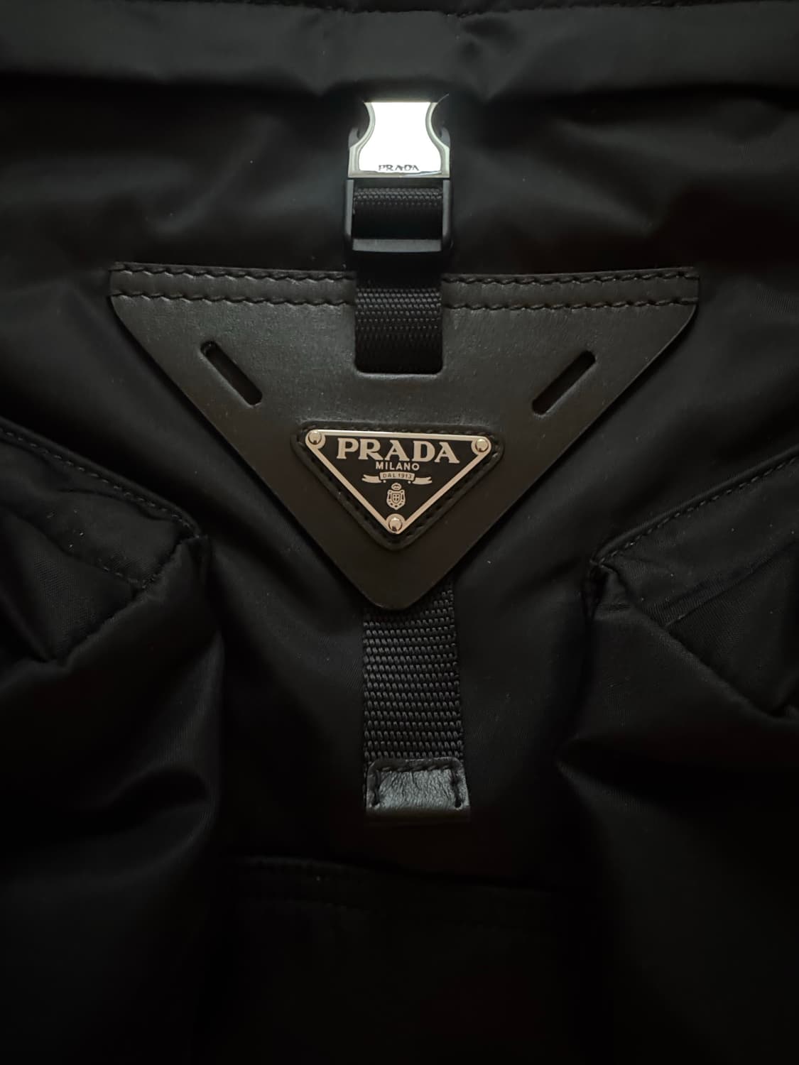 Prada Re-Nylon Leather Travel Bag 상품이미지7
