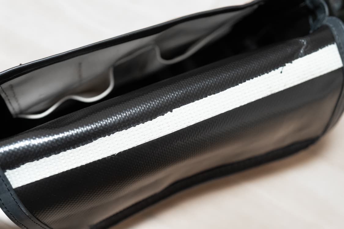 프라이탁 F41 하와이파이브오 하파오 올블랙 크로스백 상품이미지5