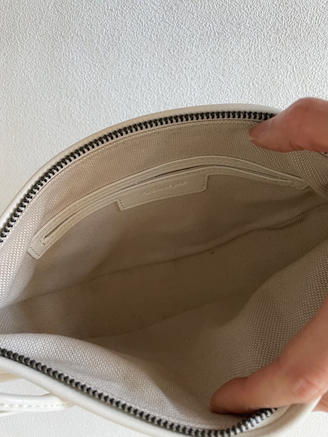 아카이브앱크(Archivépke) 레더 크로스백 상품이미지9