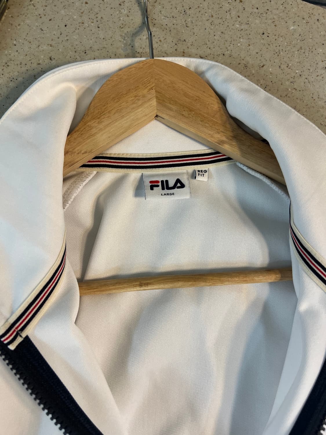 휠라(FILA) 빈티지 집업 L사이즈  상태 양호하며, 사용감에 따른 미 상품이미지3