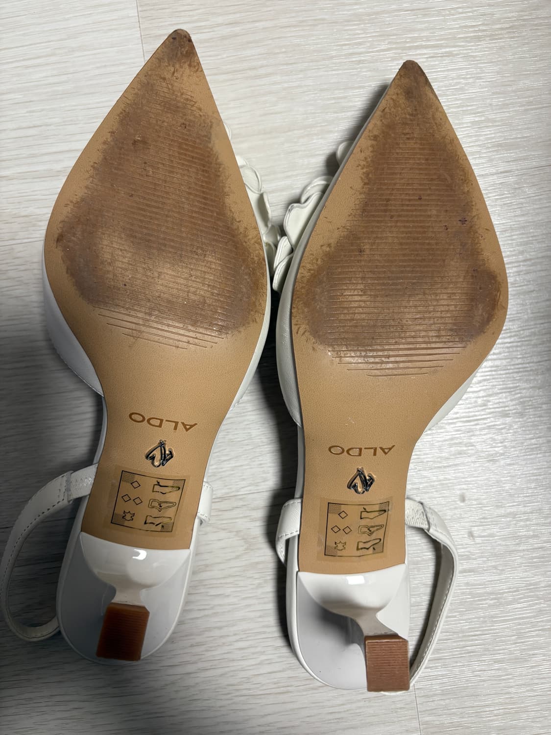 알도 웨딩구두 웨딩슈즈 양가죽 플라워 펌프스 힐 화이트 240 상품이미지7