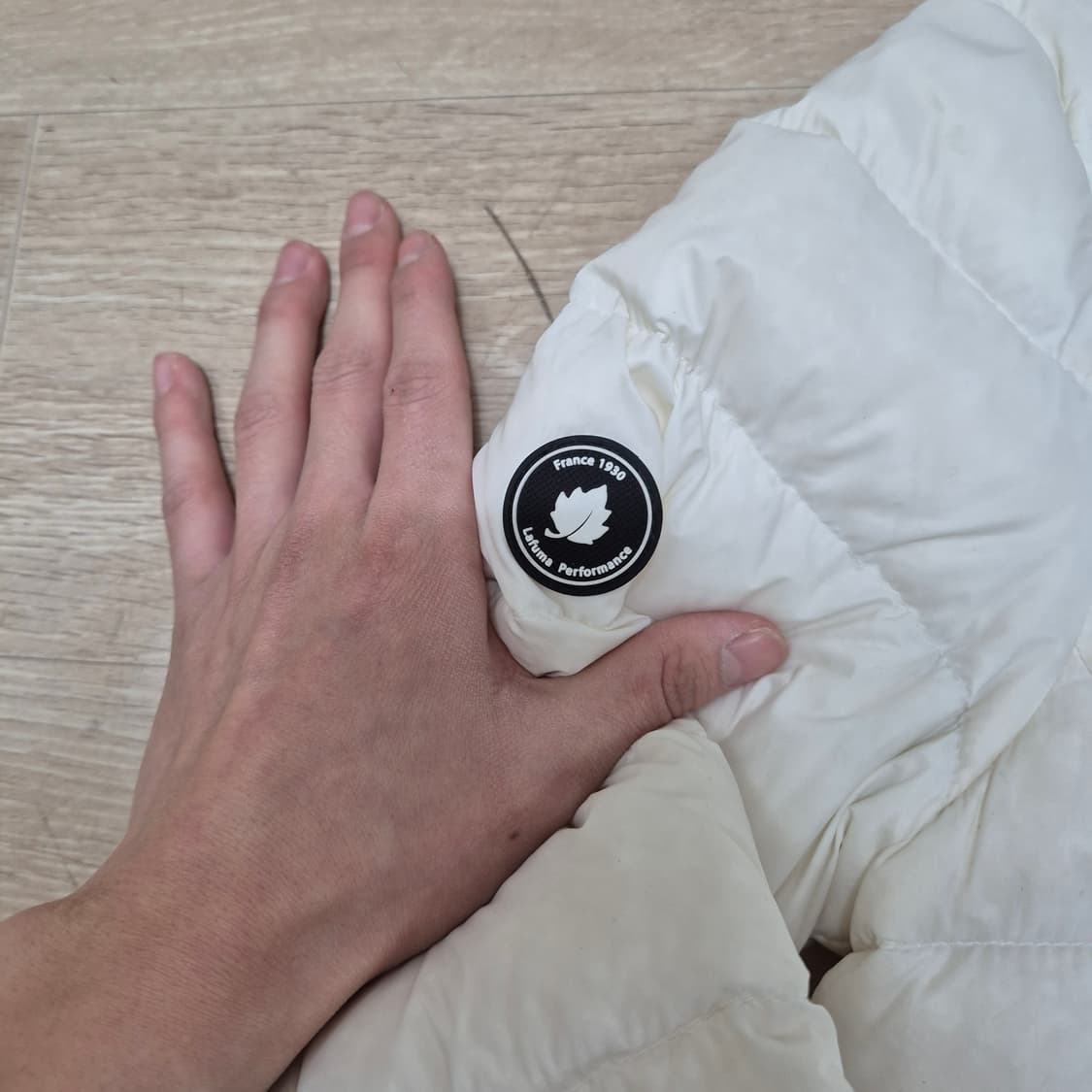 라푸마 여성 사이드패치 우모 화이트 경량패딩 점퍼 M(95) 상품이미지4