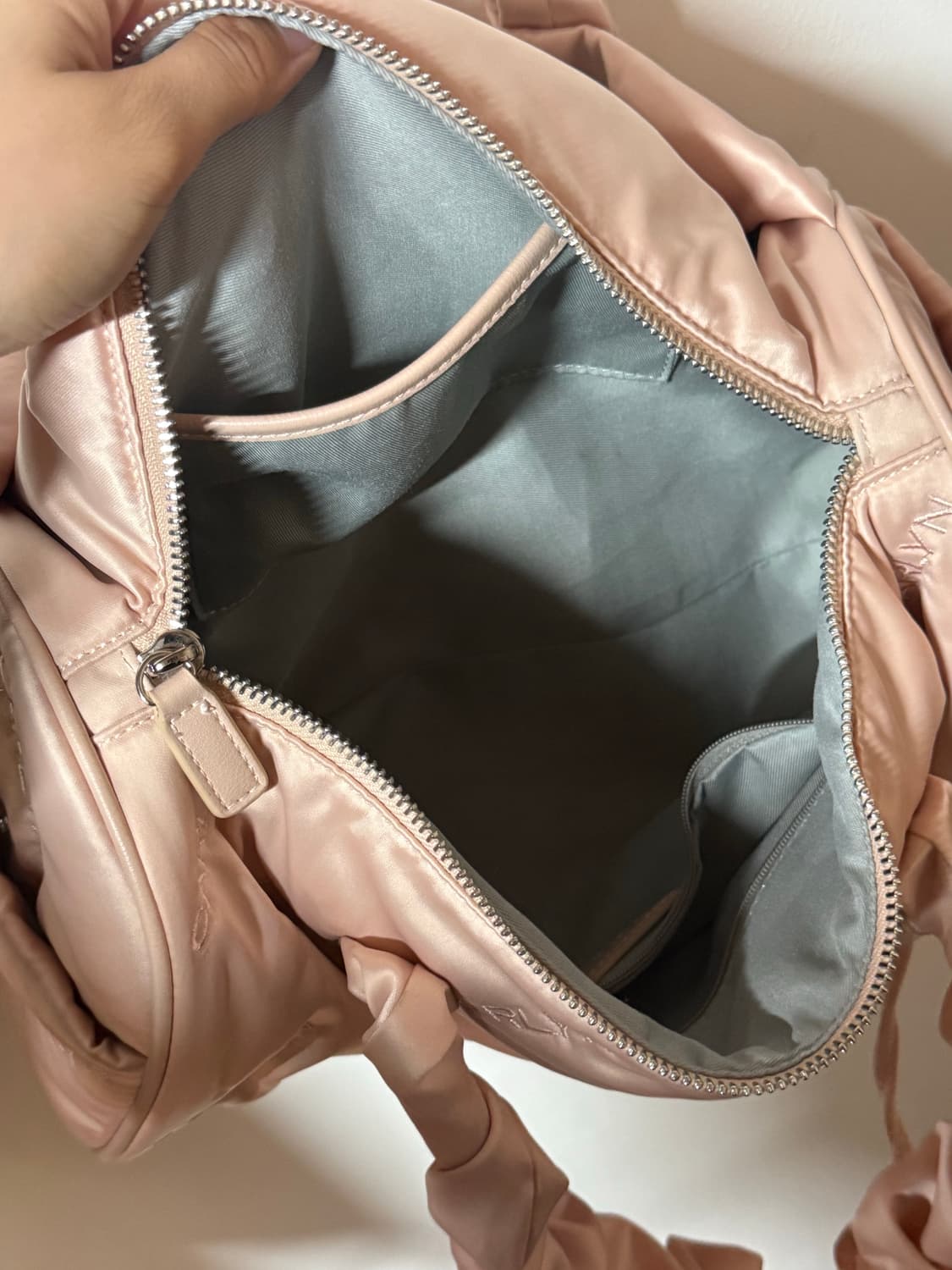 새상품 칼린 CARLYN 딸기우유 보스턴백 토트백 상품이미지8