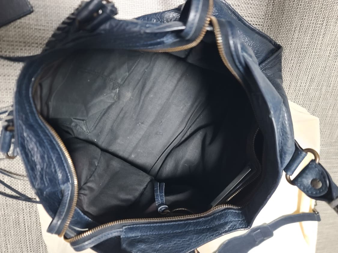 발렌시아가 모터백 미디움 숄더백 시티백 네이비 상품이미지4