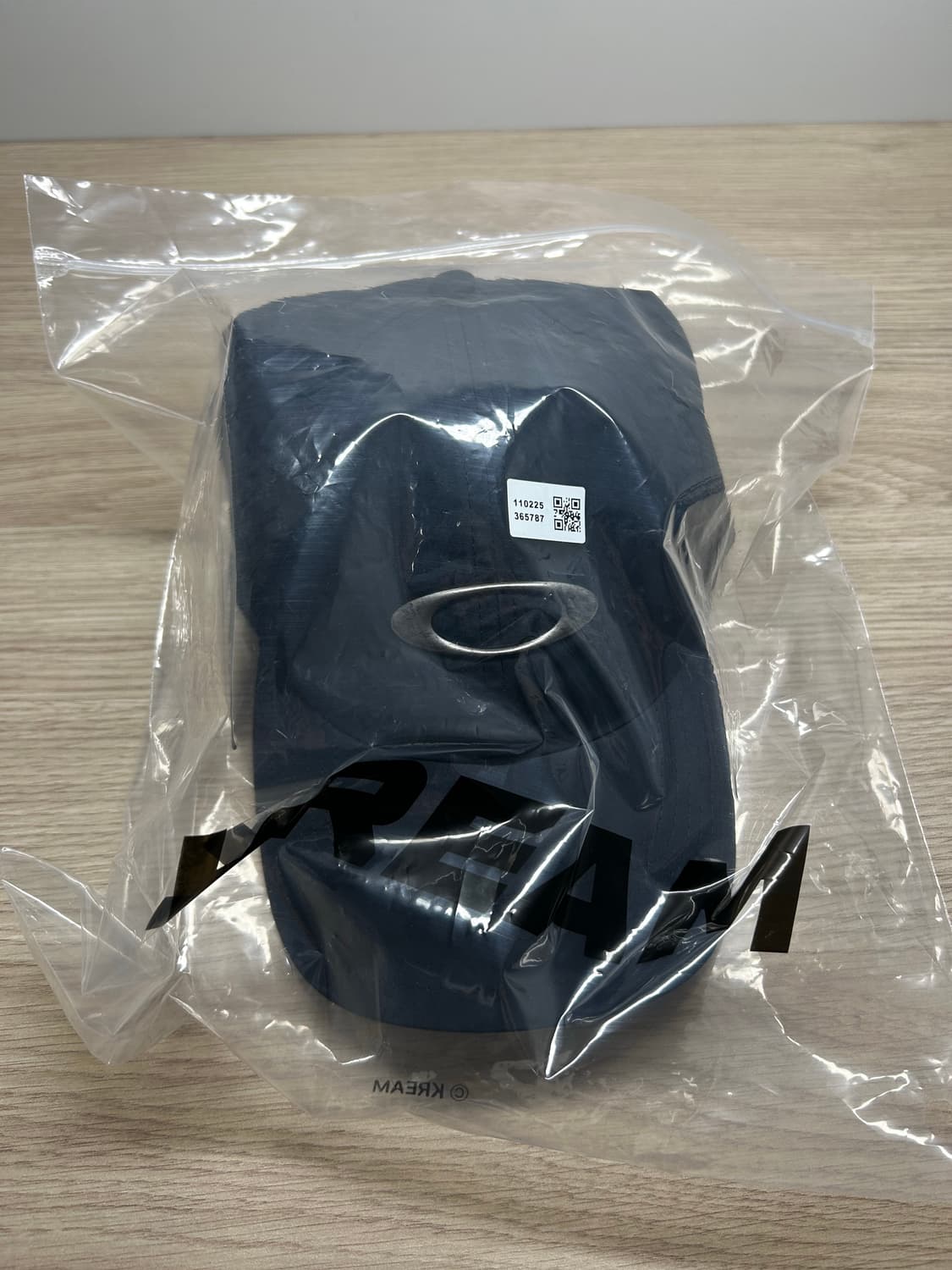 오클리 틴캔 LX 볼캡 블랙아웃 새상품 상품이미지2