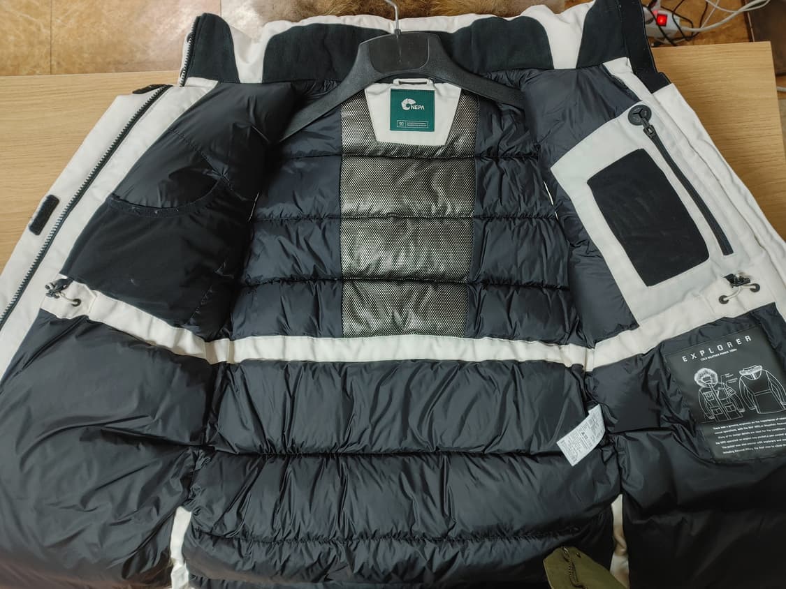 NEPA 네파 거위털 라쿤털후드패딩 상품이미지9