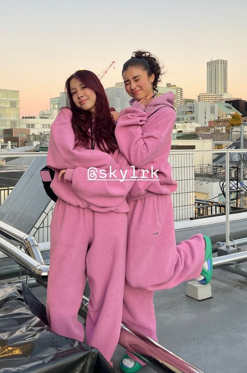 [L] skylrk 스카이라크 리버스 핑크 후디 상품이미지1