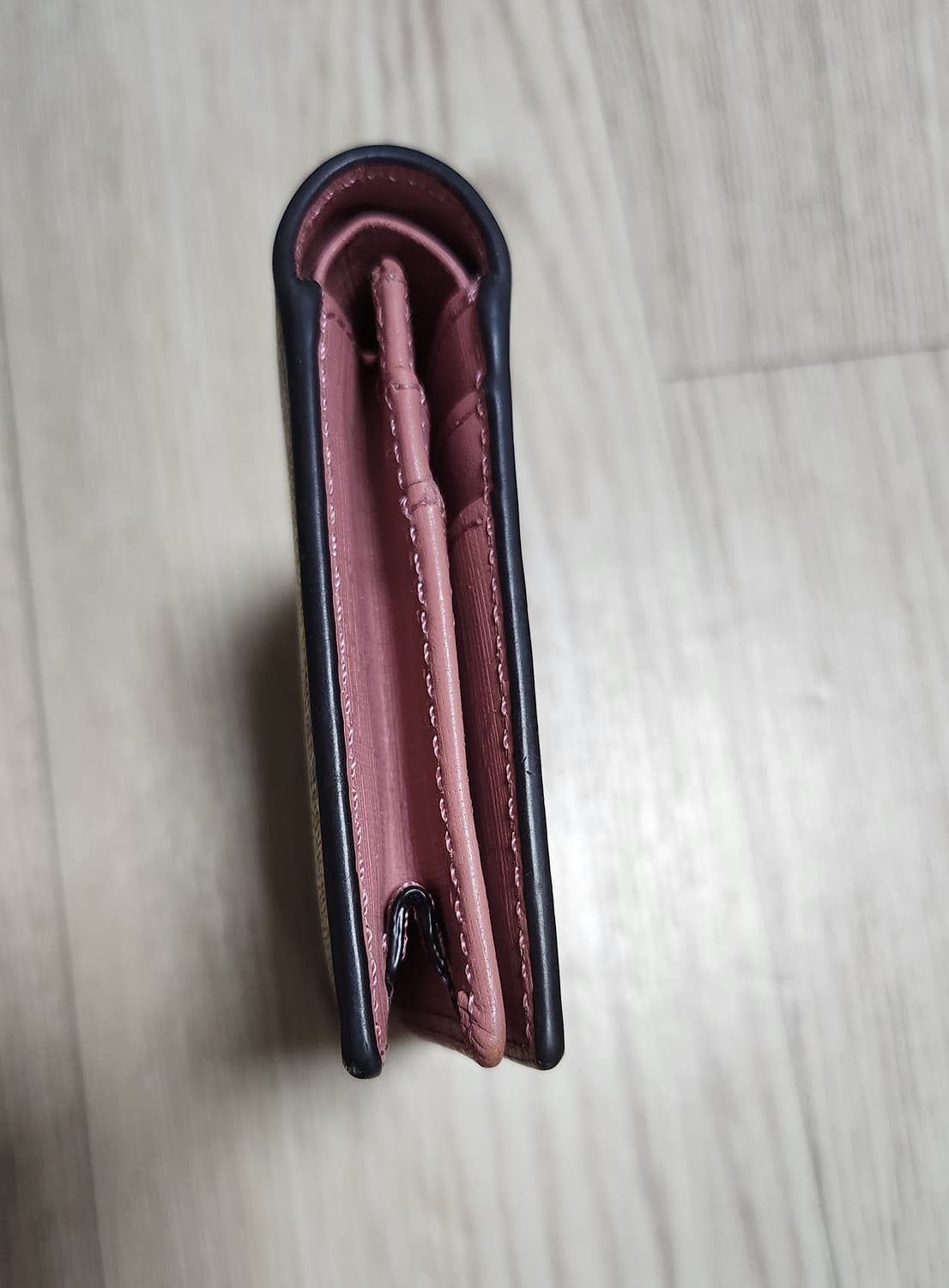 구찌 GG 수프림 서커스 페이스 반지갑 상품이미지4