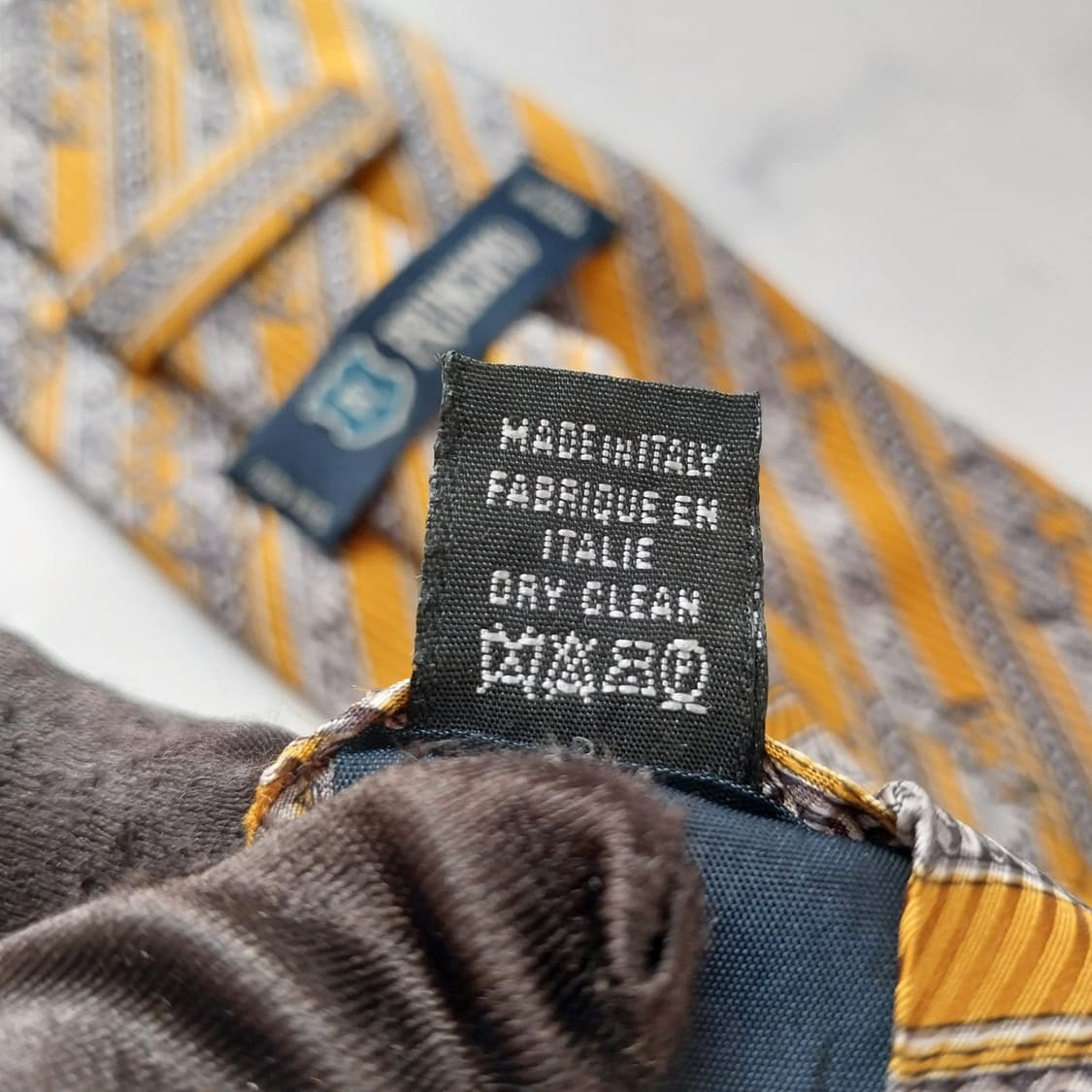 프린치피오 실크 옐로우 레지멘탈 넥타이 10.2cm A+등급 K1705
 상품이미지10