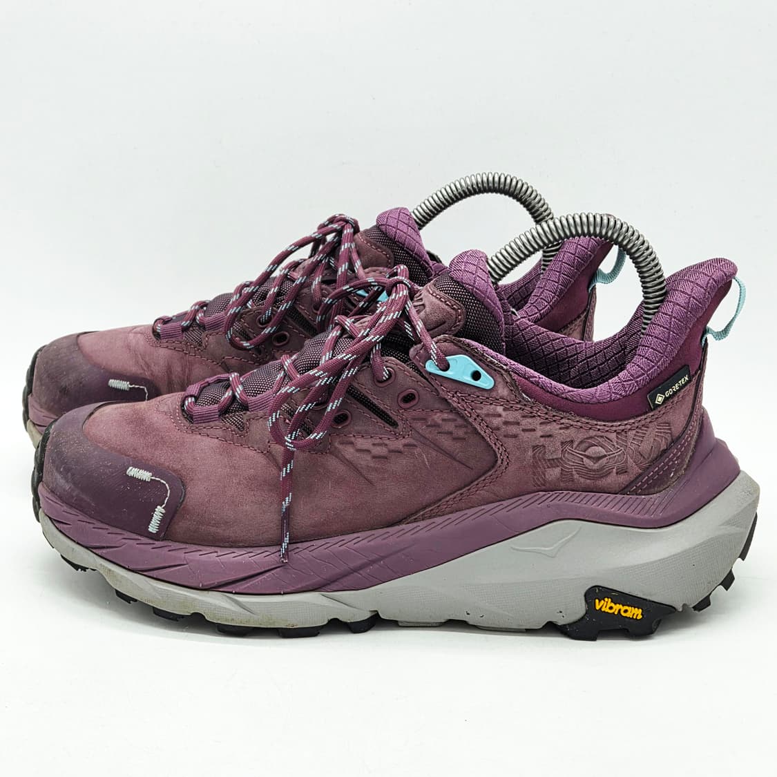 호카 우먼스 카하2 로우 고어텍스 그레이프 와인 (240) 상품이미지1