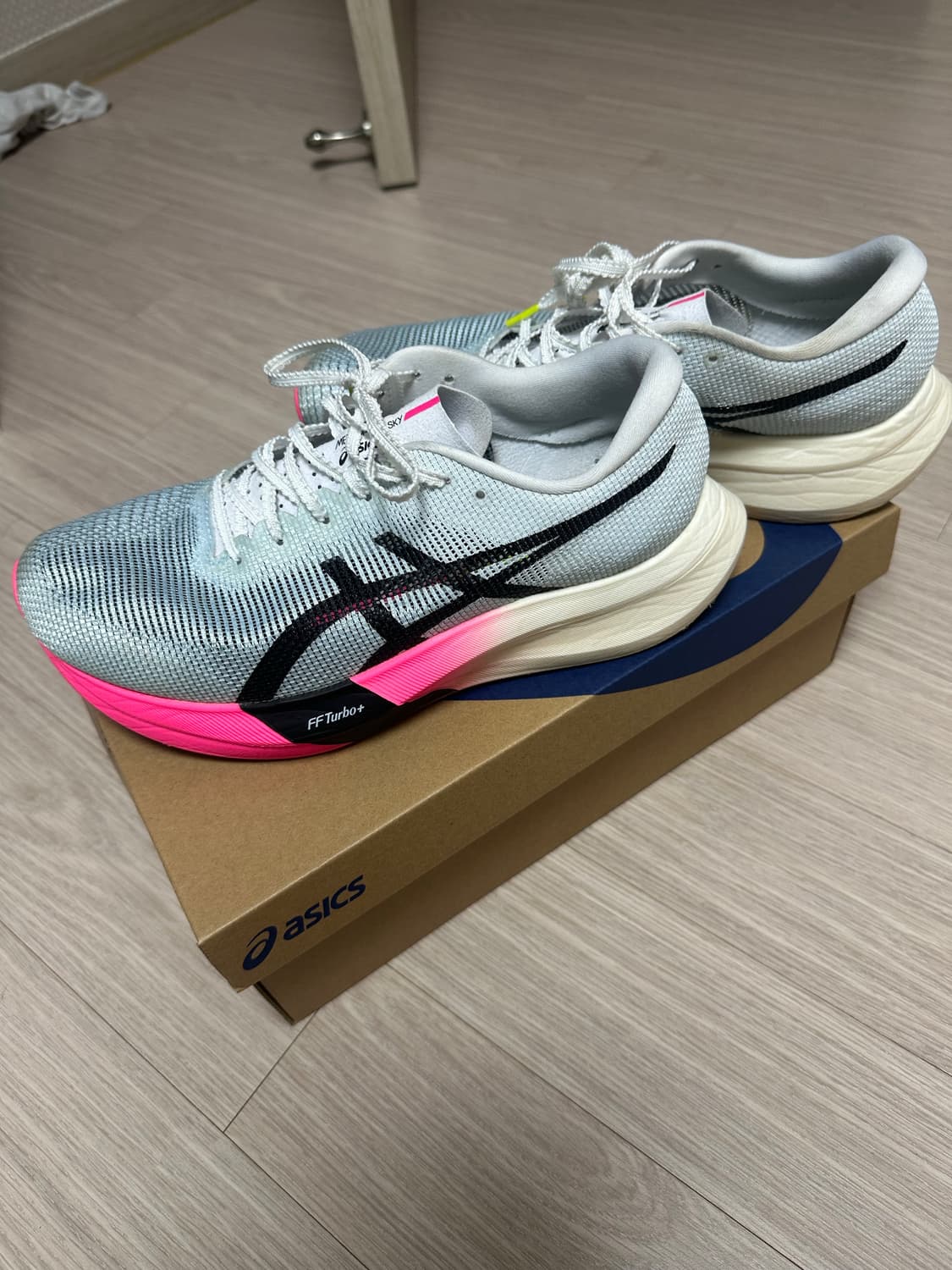 아식스 메타스피드 스카이 파리 상품이미지2