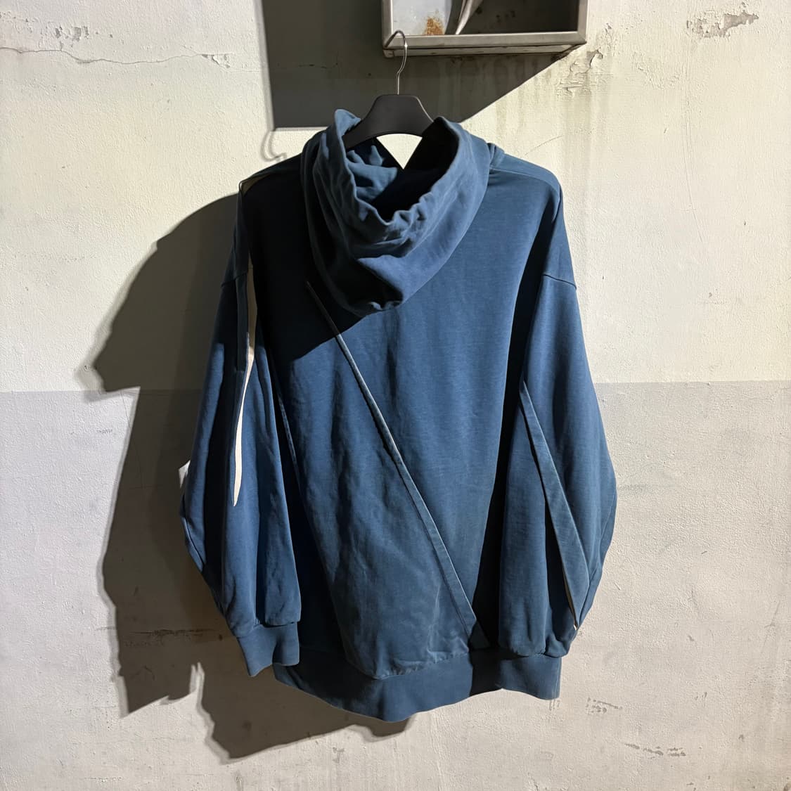 펑첸왕 플리티드 & 프린티드 후드 상품이미지5