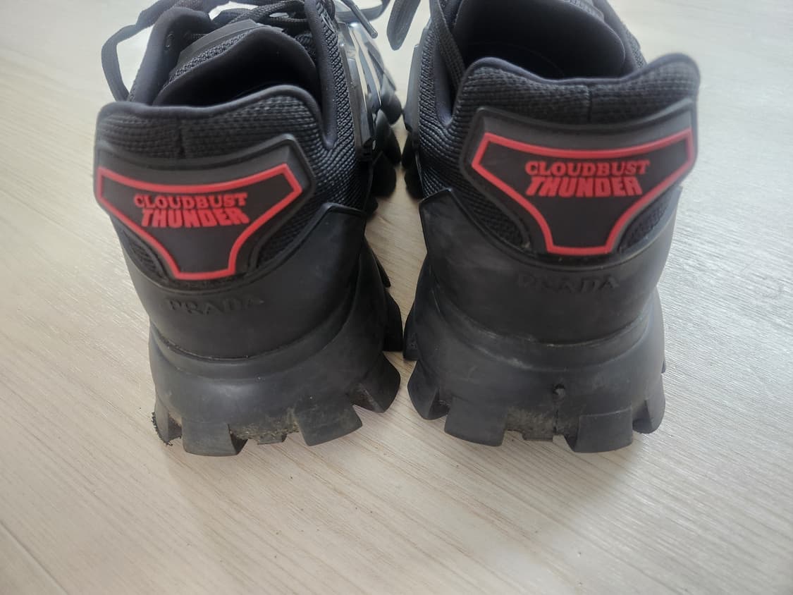 프라다 클라우드버스트 썬더 스니커즈 블랙 상품이미지2