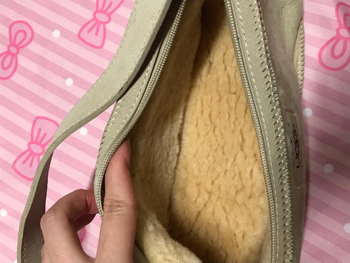 어그 베이지 숄더백 상품이미지2