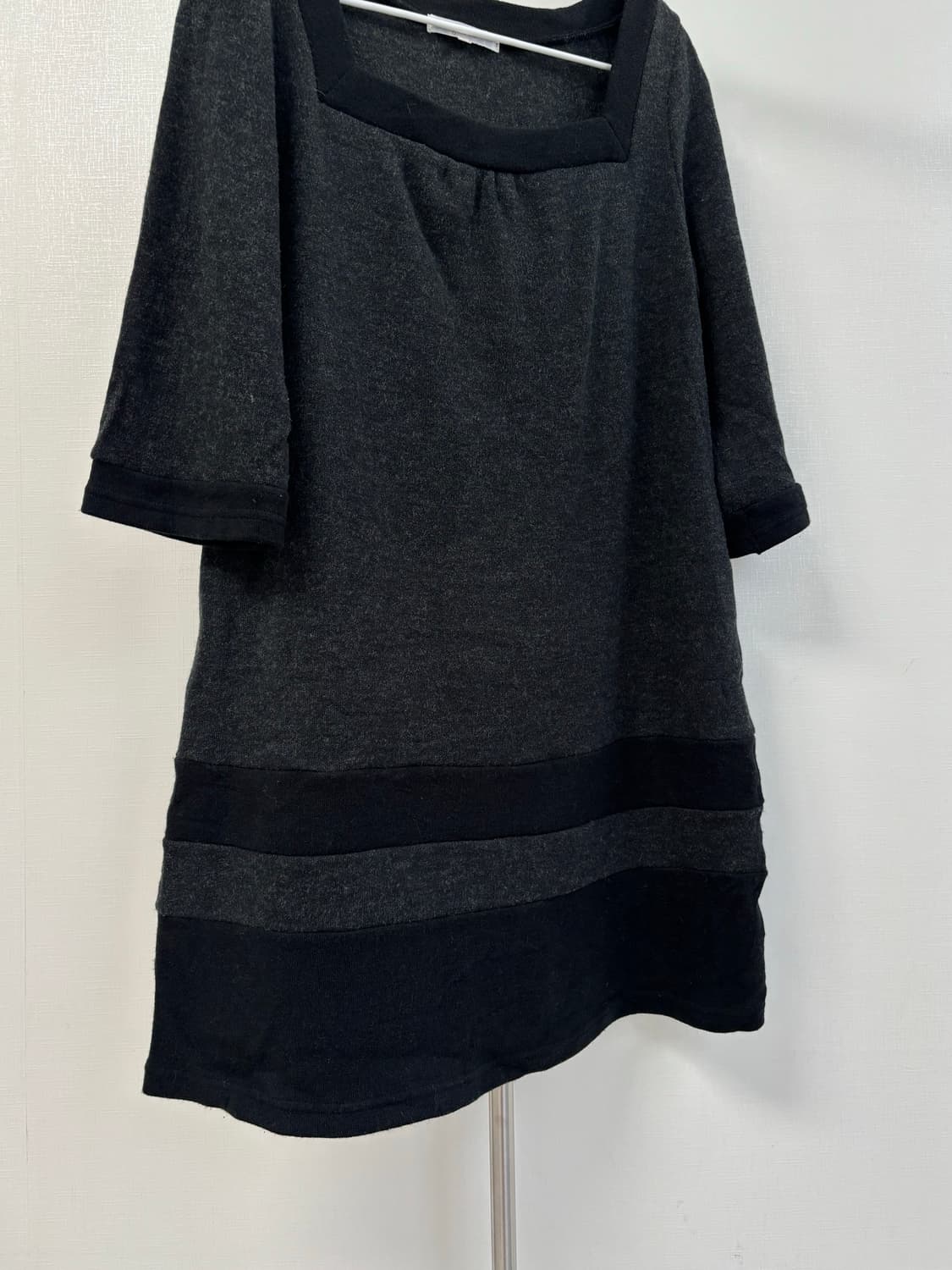 grove 스퀘어 7부 밑단 배색 원피스 상품이미지3