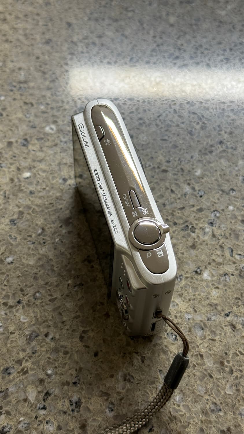 (민트급) 카시오 엑슬림 ex-z400 태연 디카 실버 상품이미지3