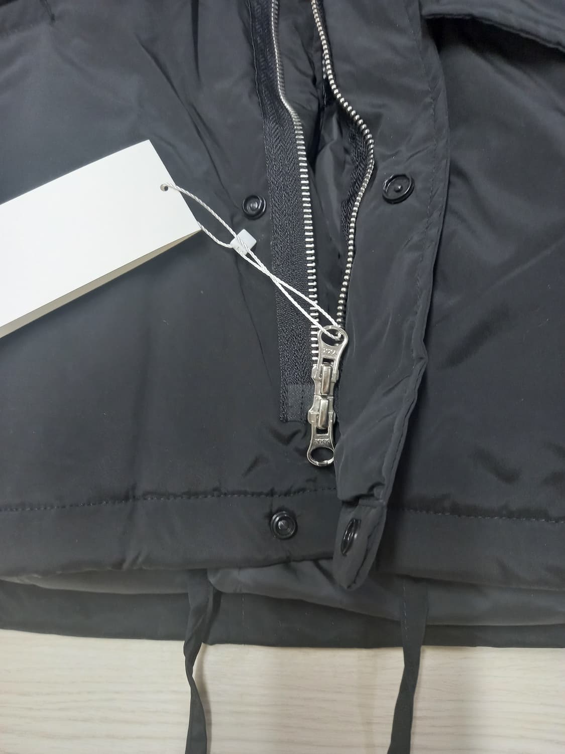 새상품 남성100 라퍼지스토어후드 덕다운 숏패딩 미듐 상품이미지6