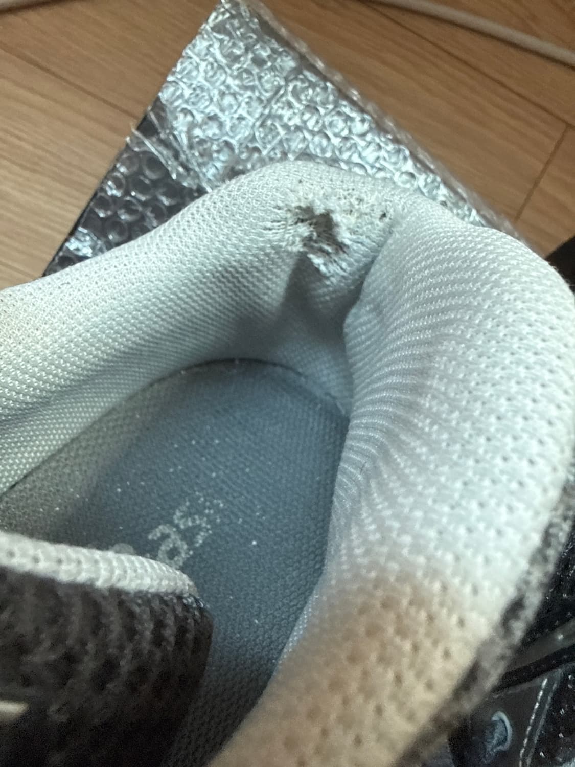 아식스 키코 젤소켓 인피니티 다크 그레이 282.5사이즈 상품이미지5