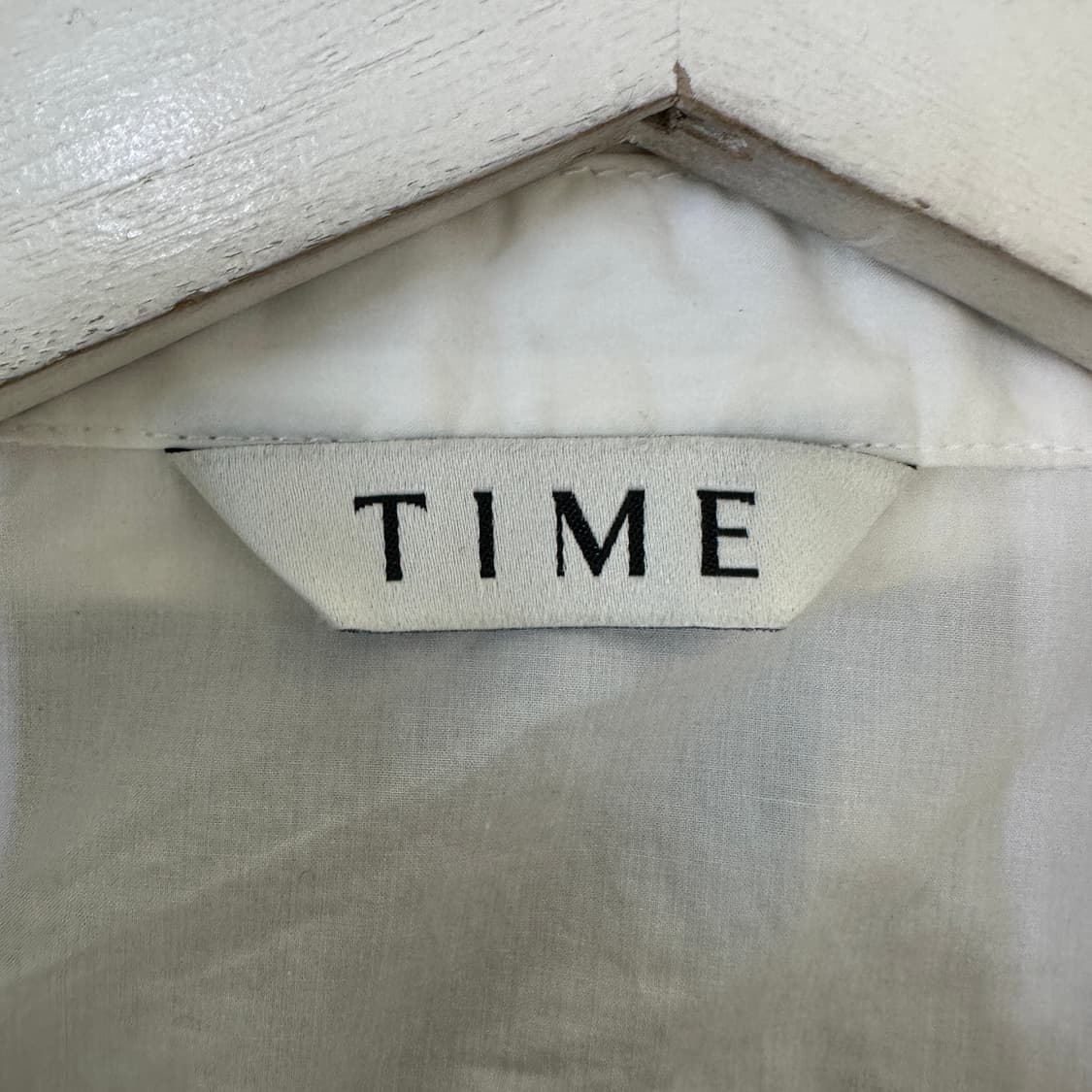 [여성F] 타임 오픈 카라 반팔 셔츠 상품이미지3