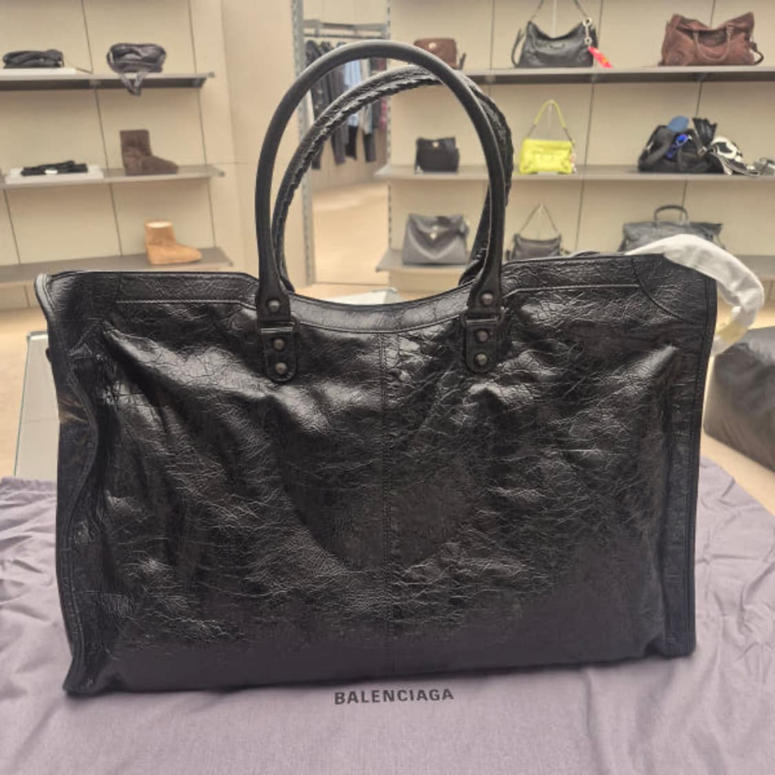 발렌시아가 르시티 트래블백 상품이미지3