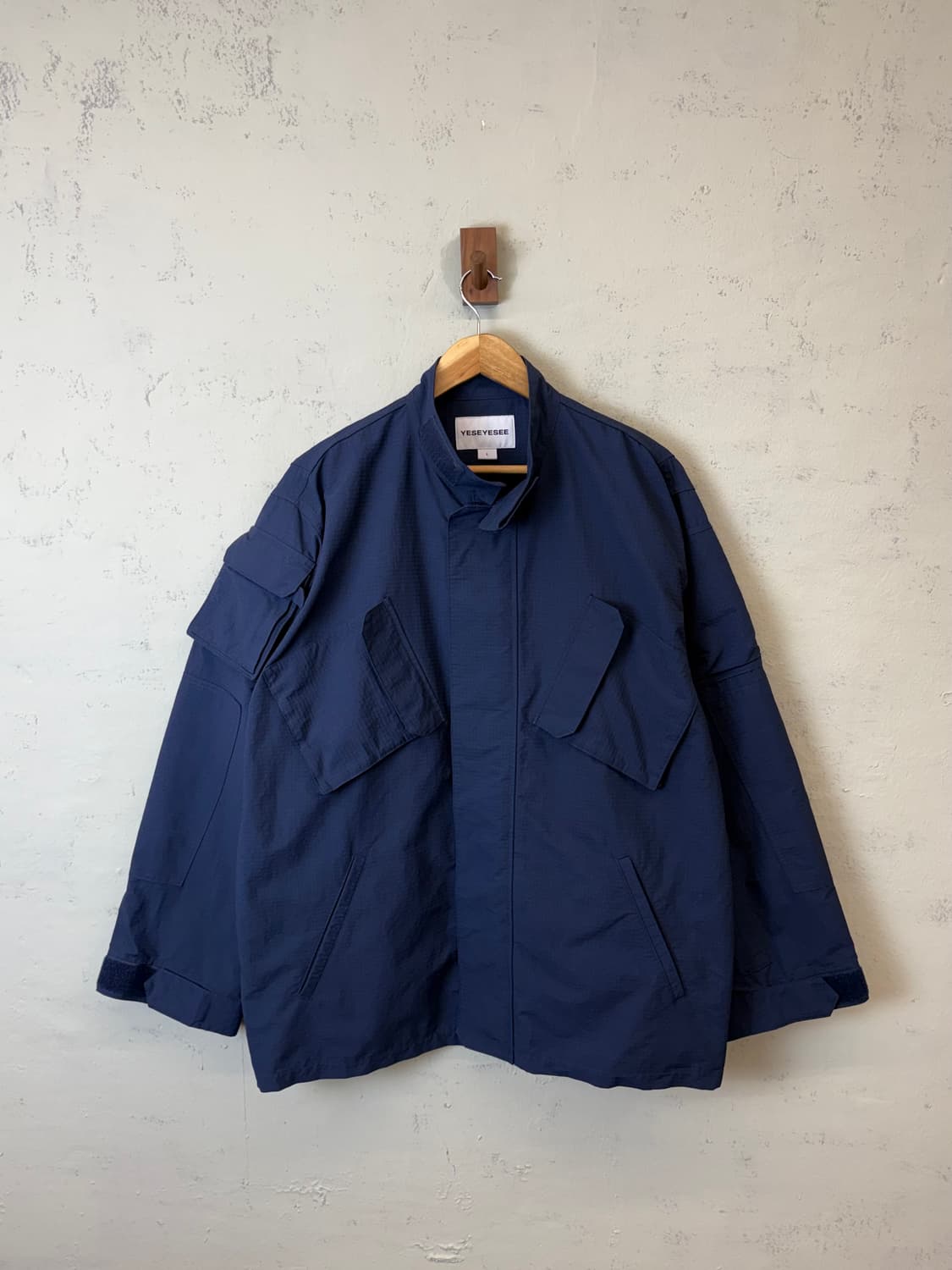 YESEYESEE 예스아이씨 유틸리티 필드자켓 네이비 상품이미지1