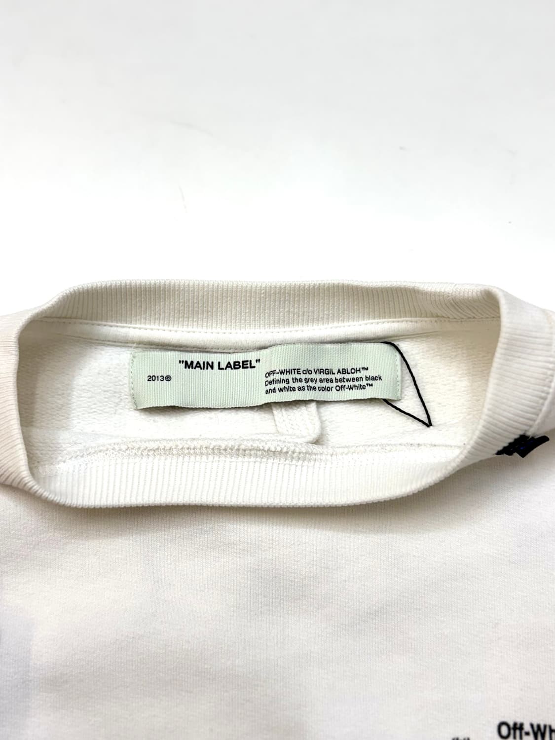 Off-White 오프화이트 앱스트랙트 애로우 자수 스웨트셔츠 상품이미지8