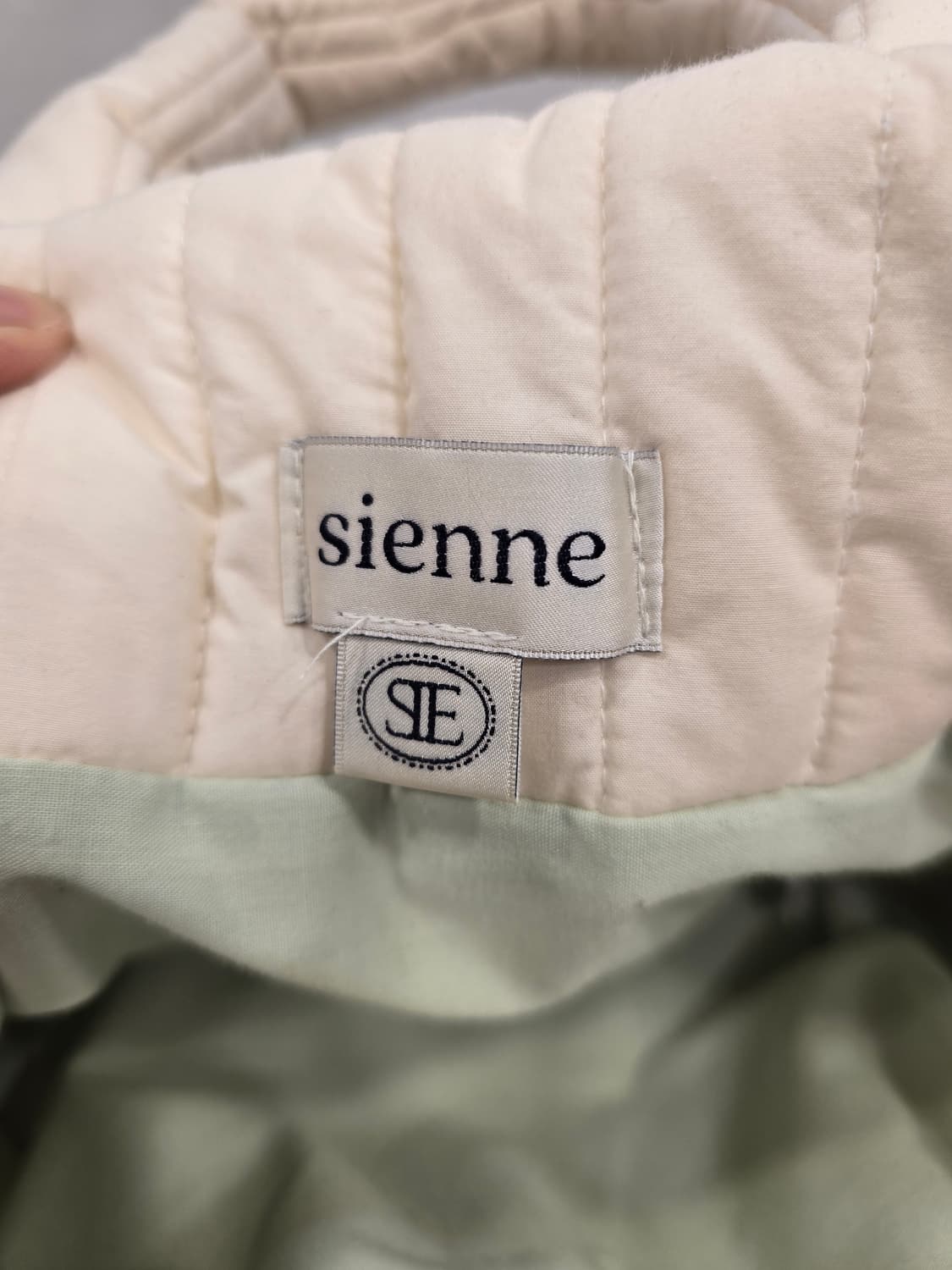 시엔느 패딩백 토트백 아이보리 상품이미지9